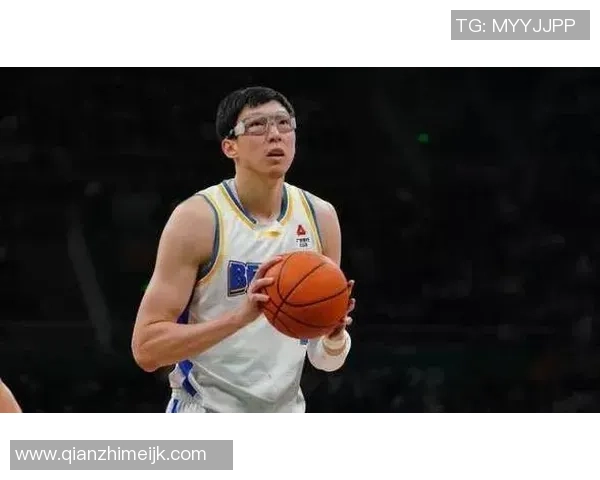 北京签约麦基意在减轻周琦压力但后者表现散漫奢华内线难成气候